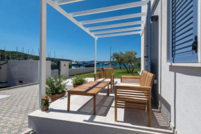 Luxury Seaview Apartment - Sole